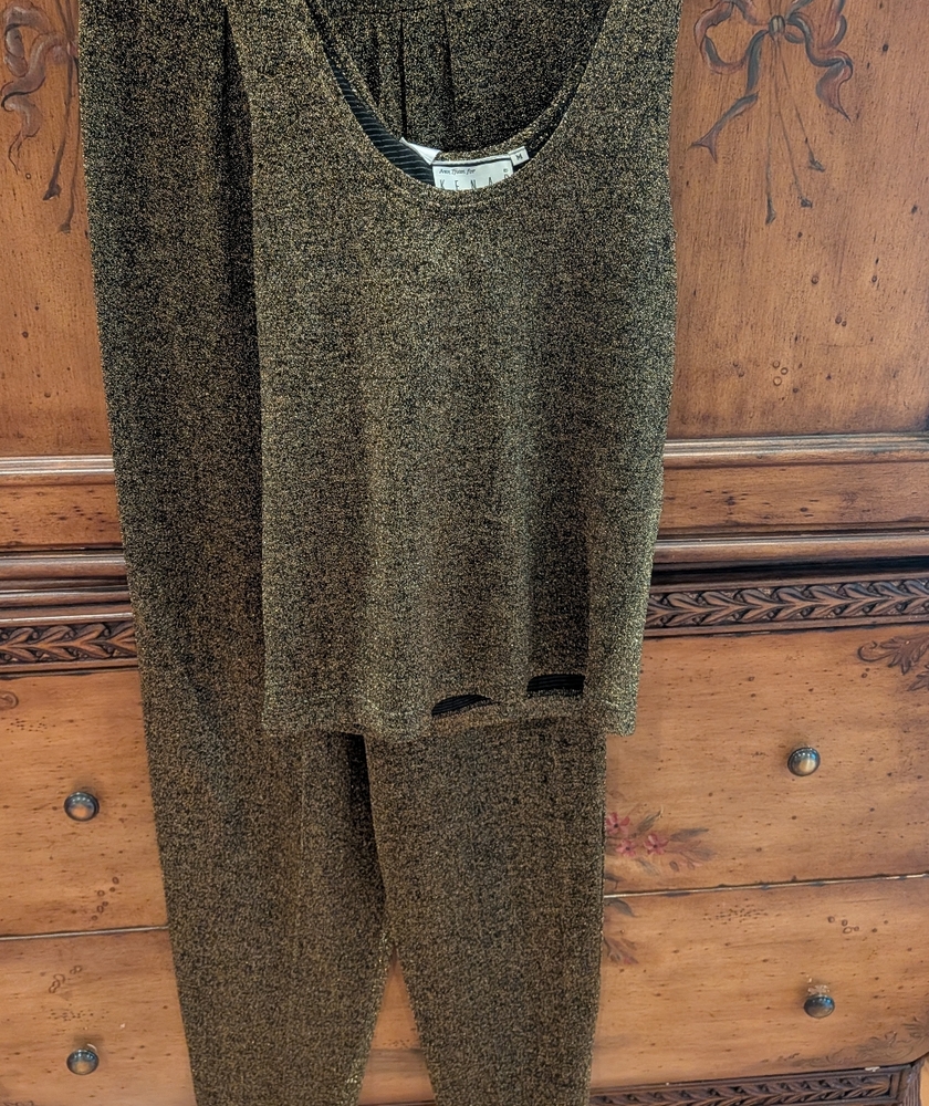 Kenar Metallic Knit Top And Pants